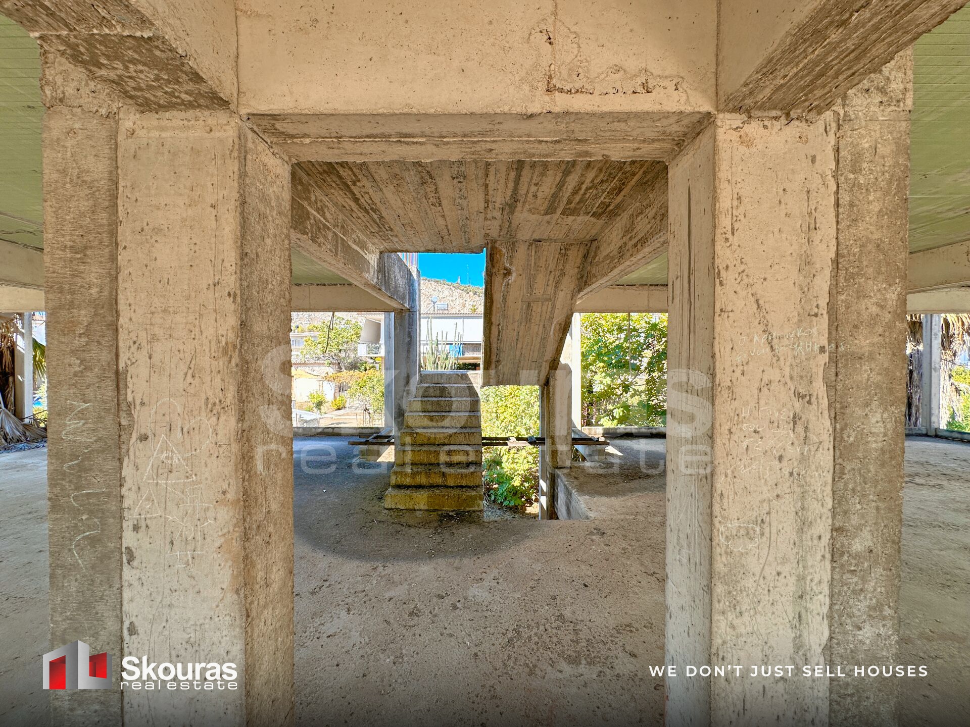 Gallery image 16