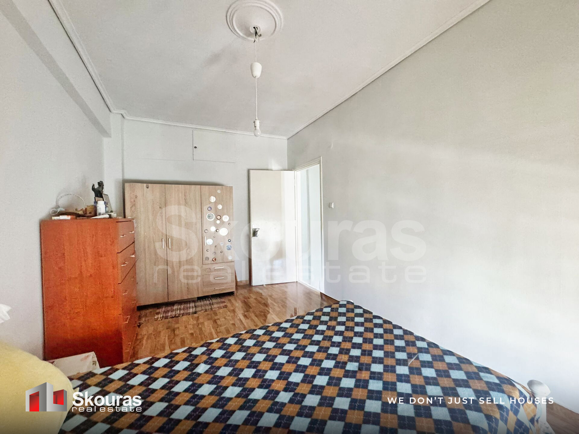 Gallery image 16