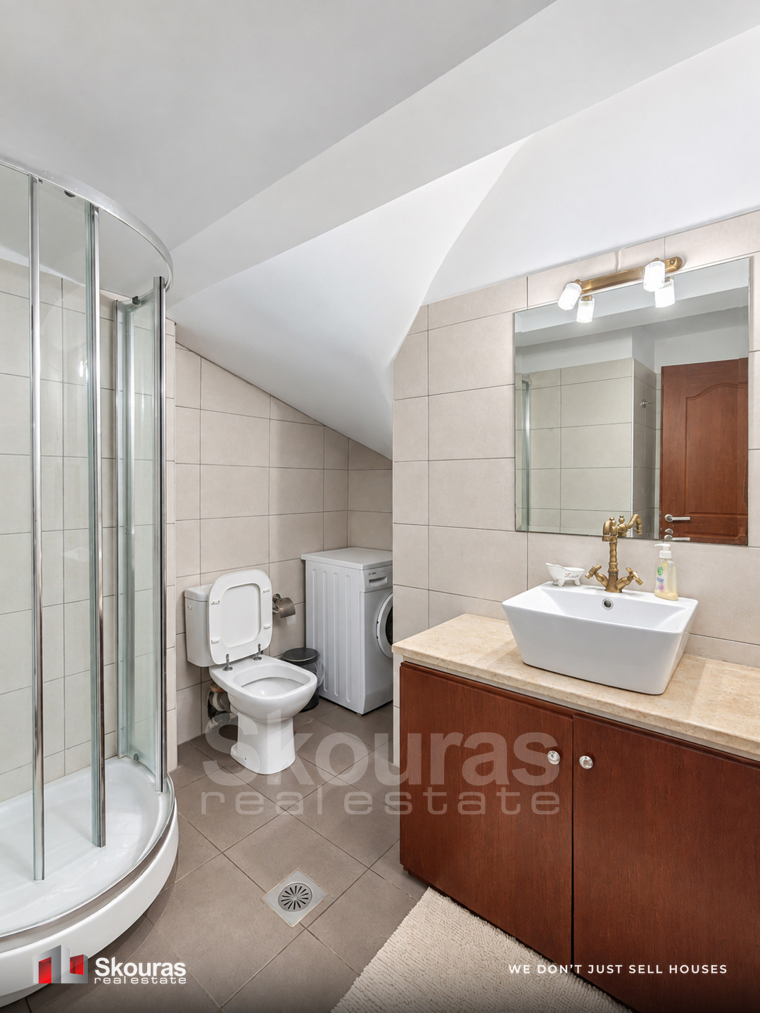 Gallery image 15