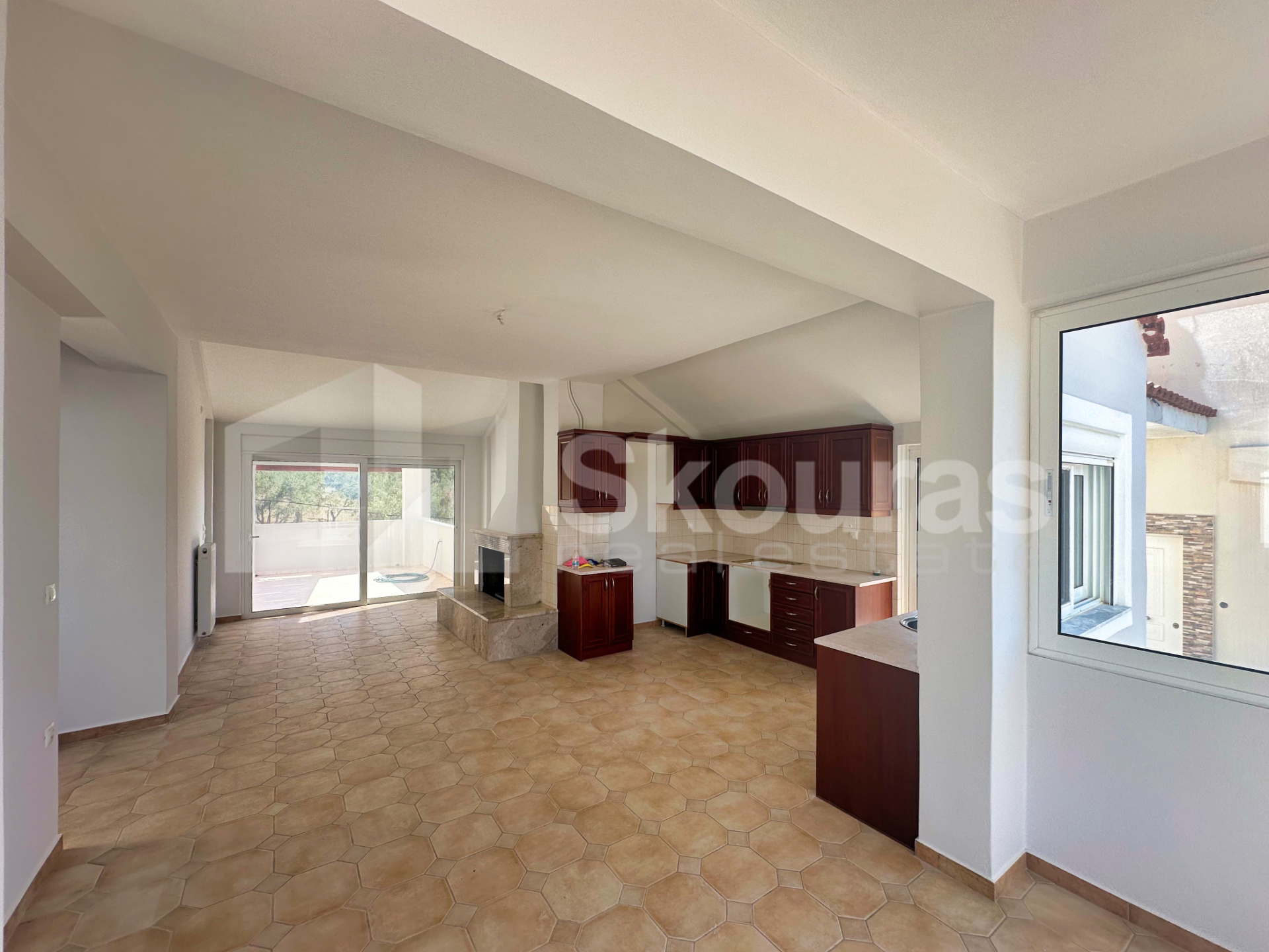 Gallery image 13