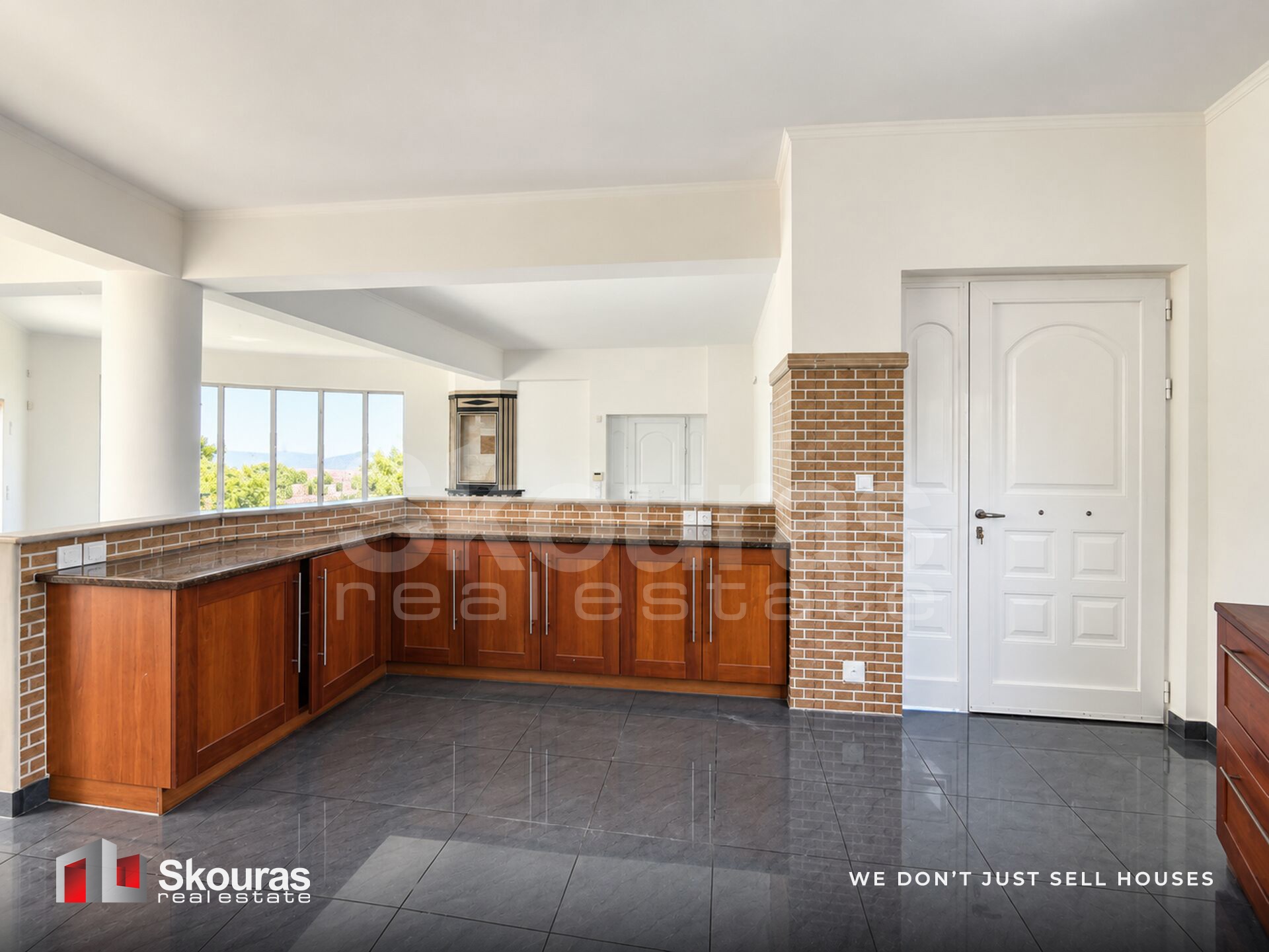 Gallery image 9