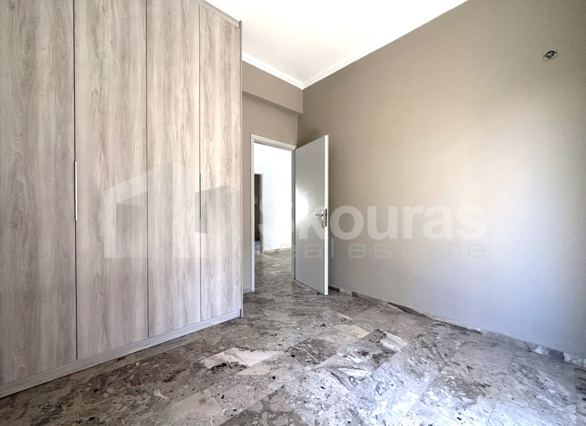 Gallery image 13