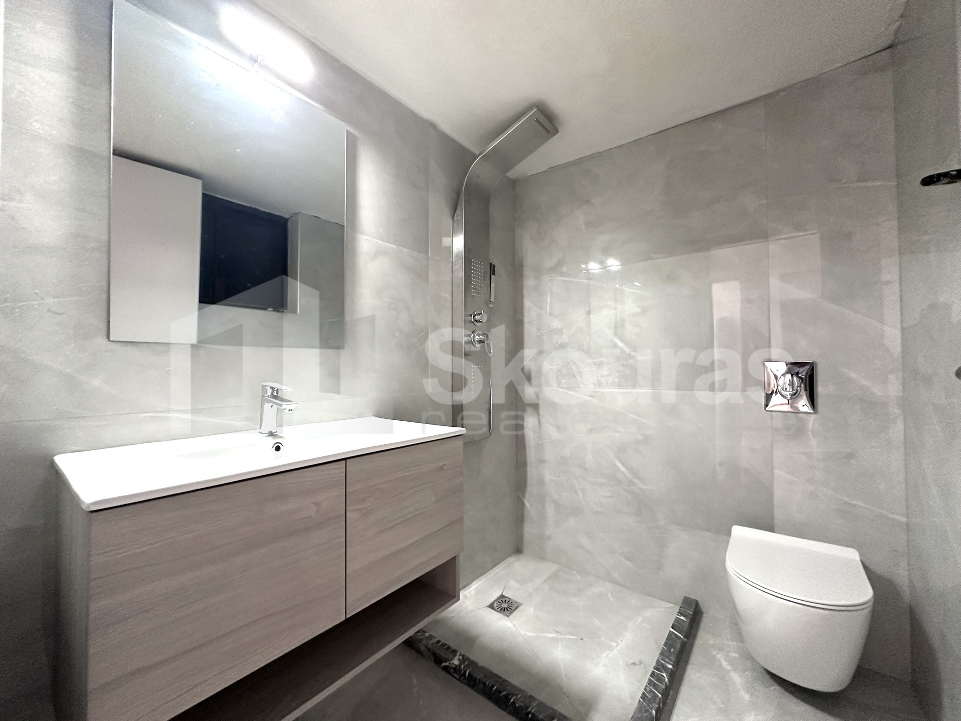 Gallery image 9