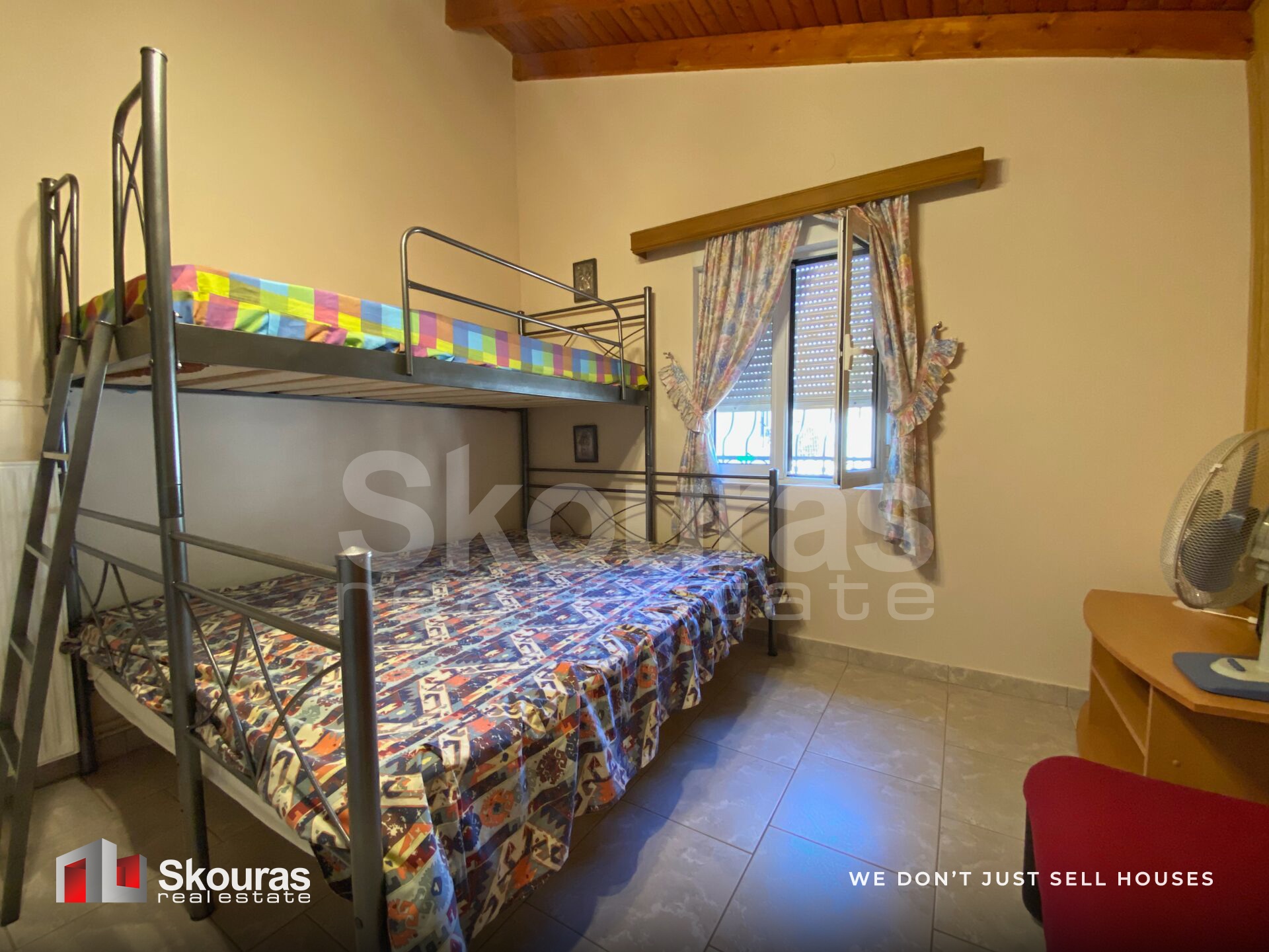 Gallery image 16