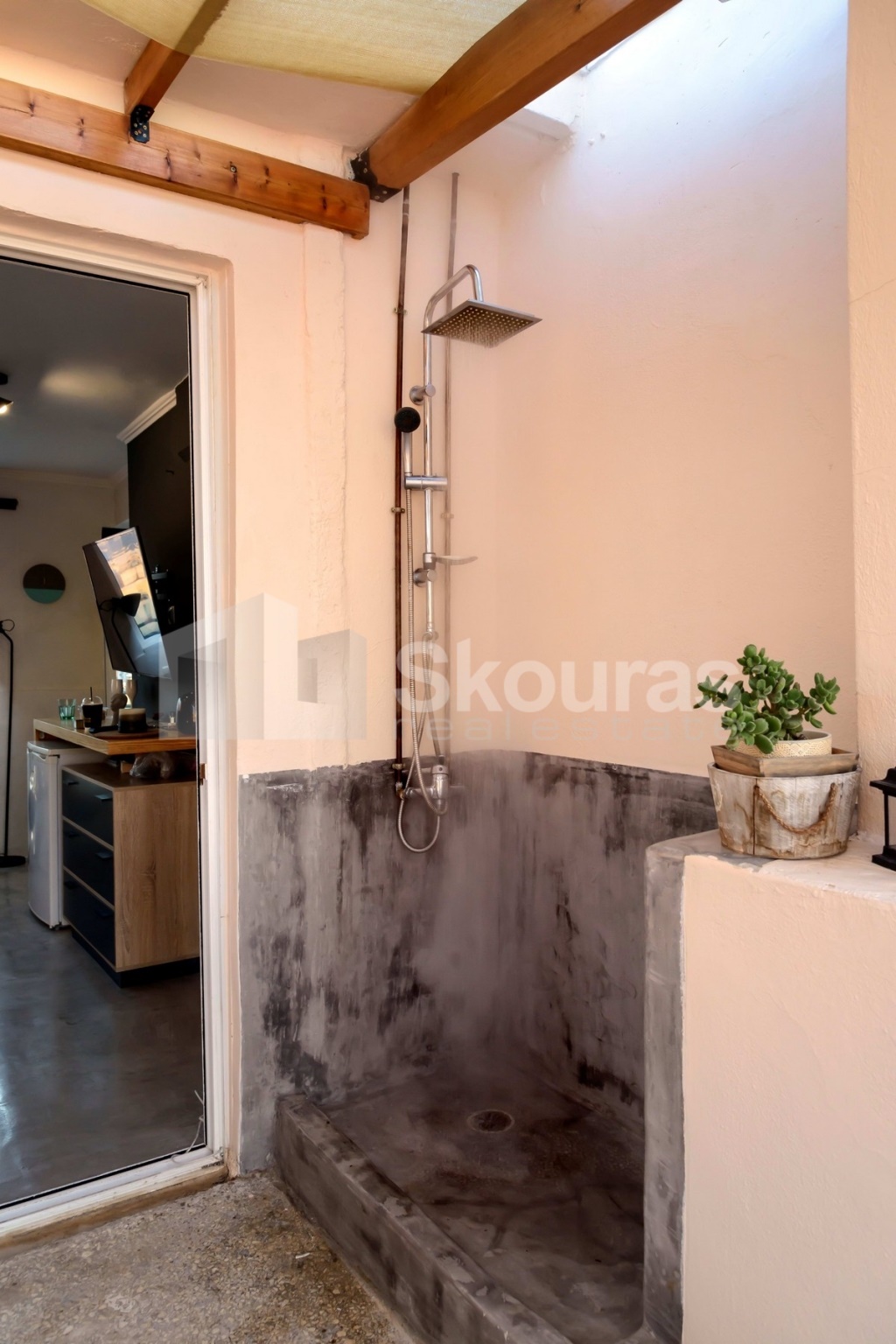 Gallery image 17