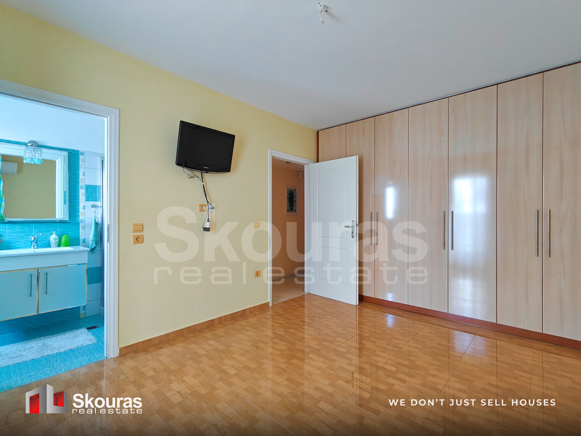 Gallery image 12