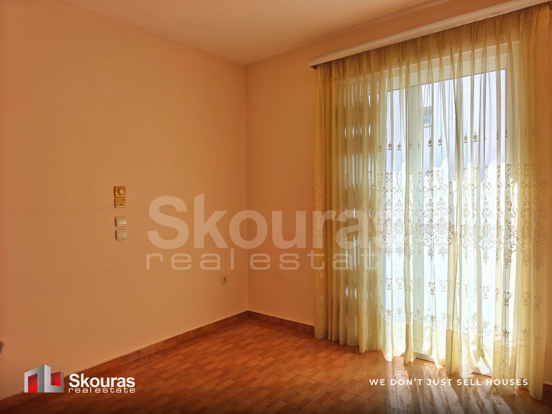 Gallery image 14