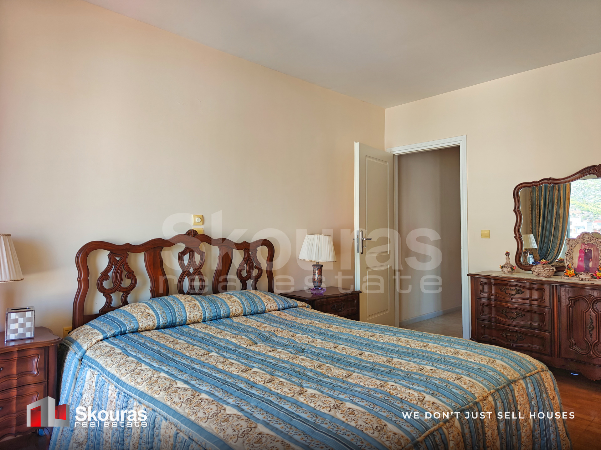 Gallery image 10