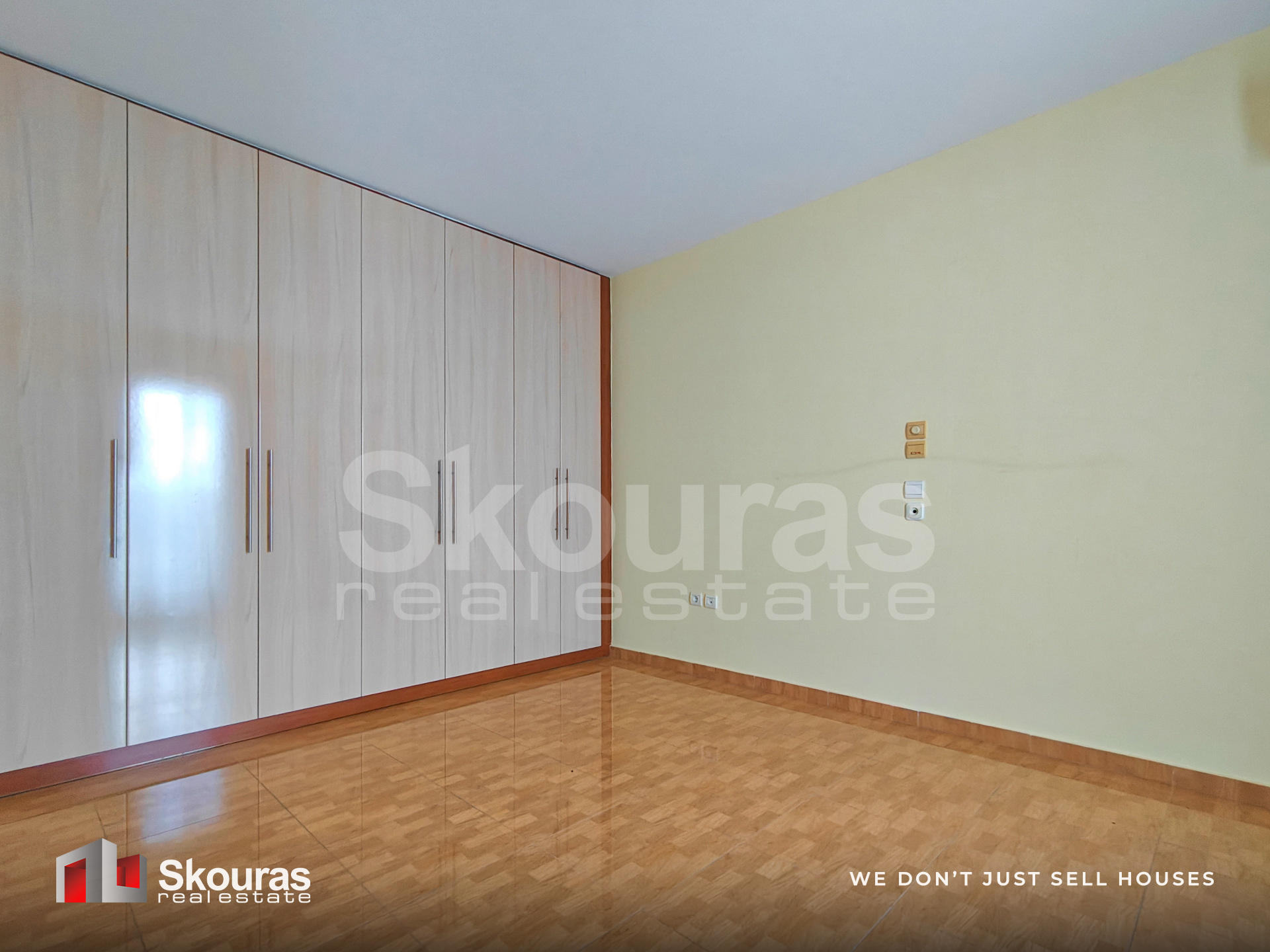 Gallery image 15