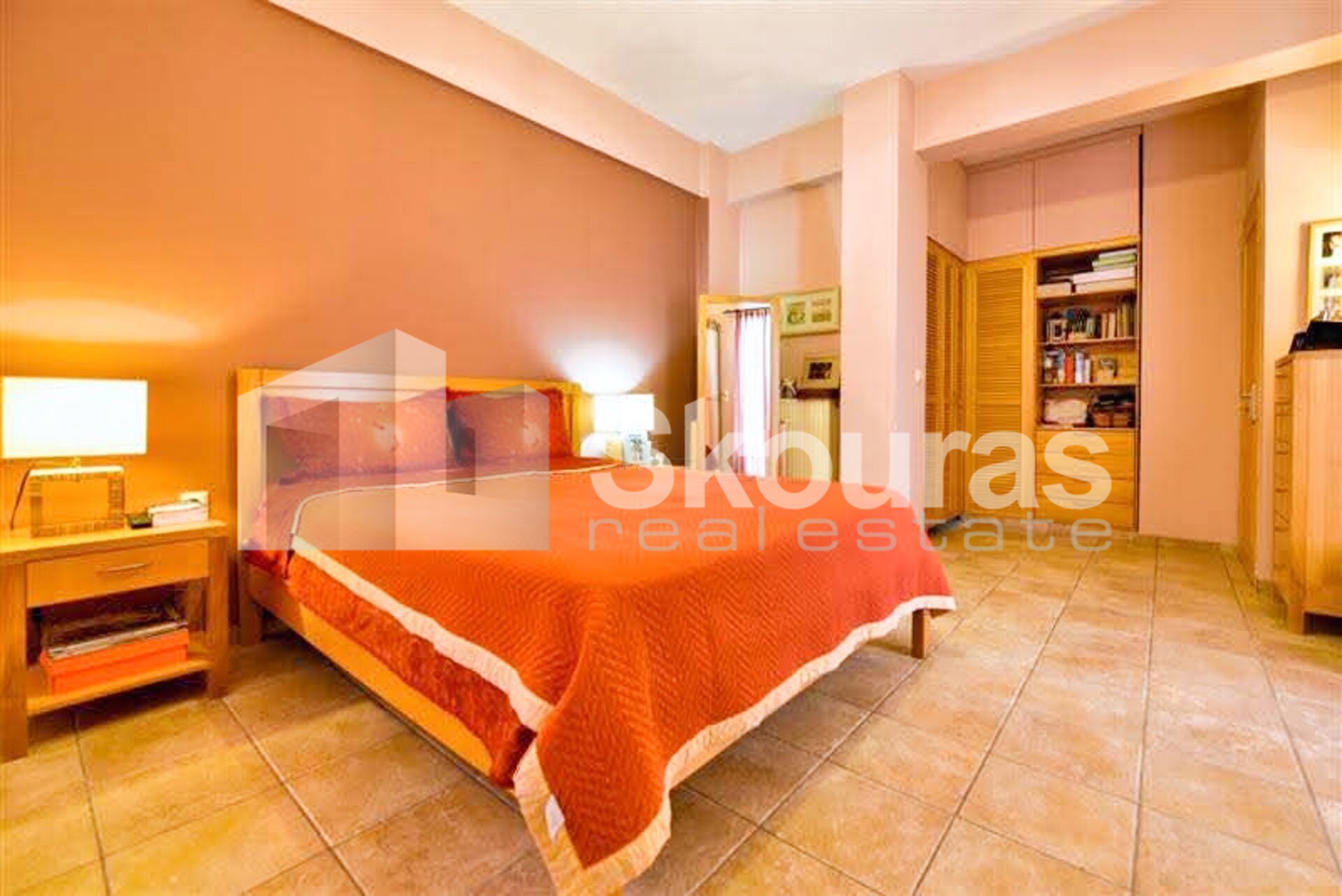 Gallery image 16