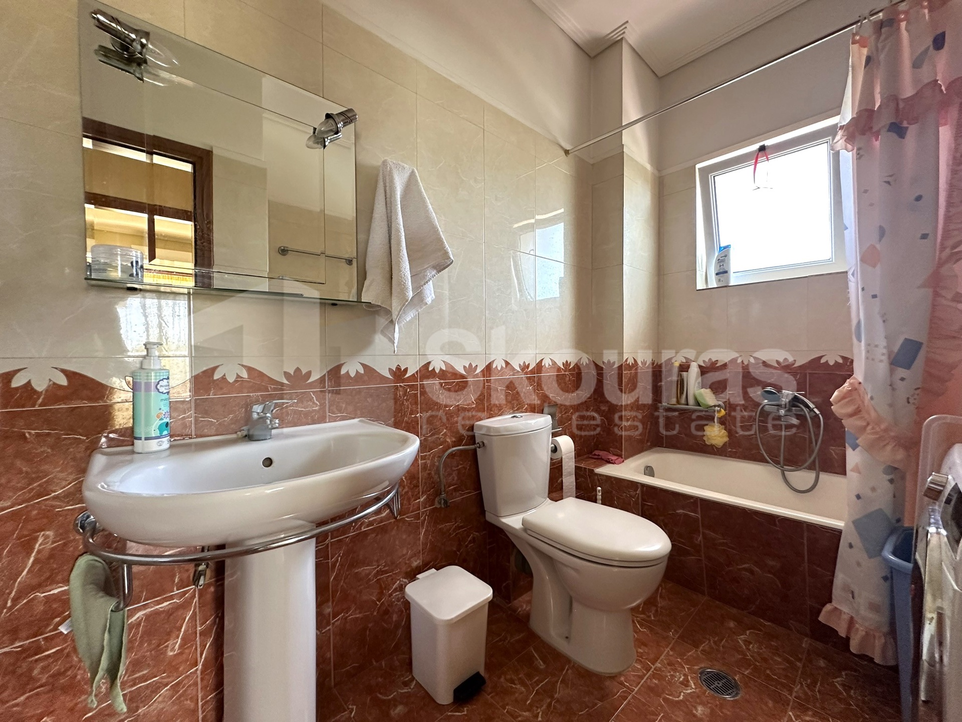 Gallery image 11