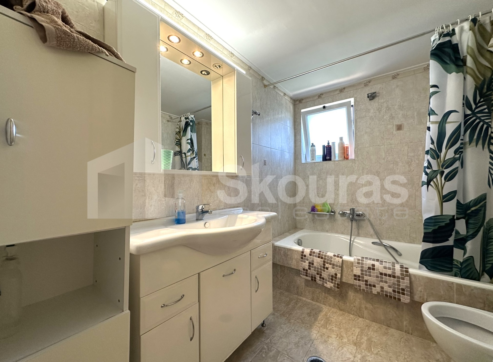 Gallery image 22