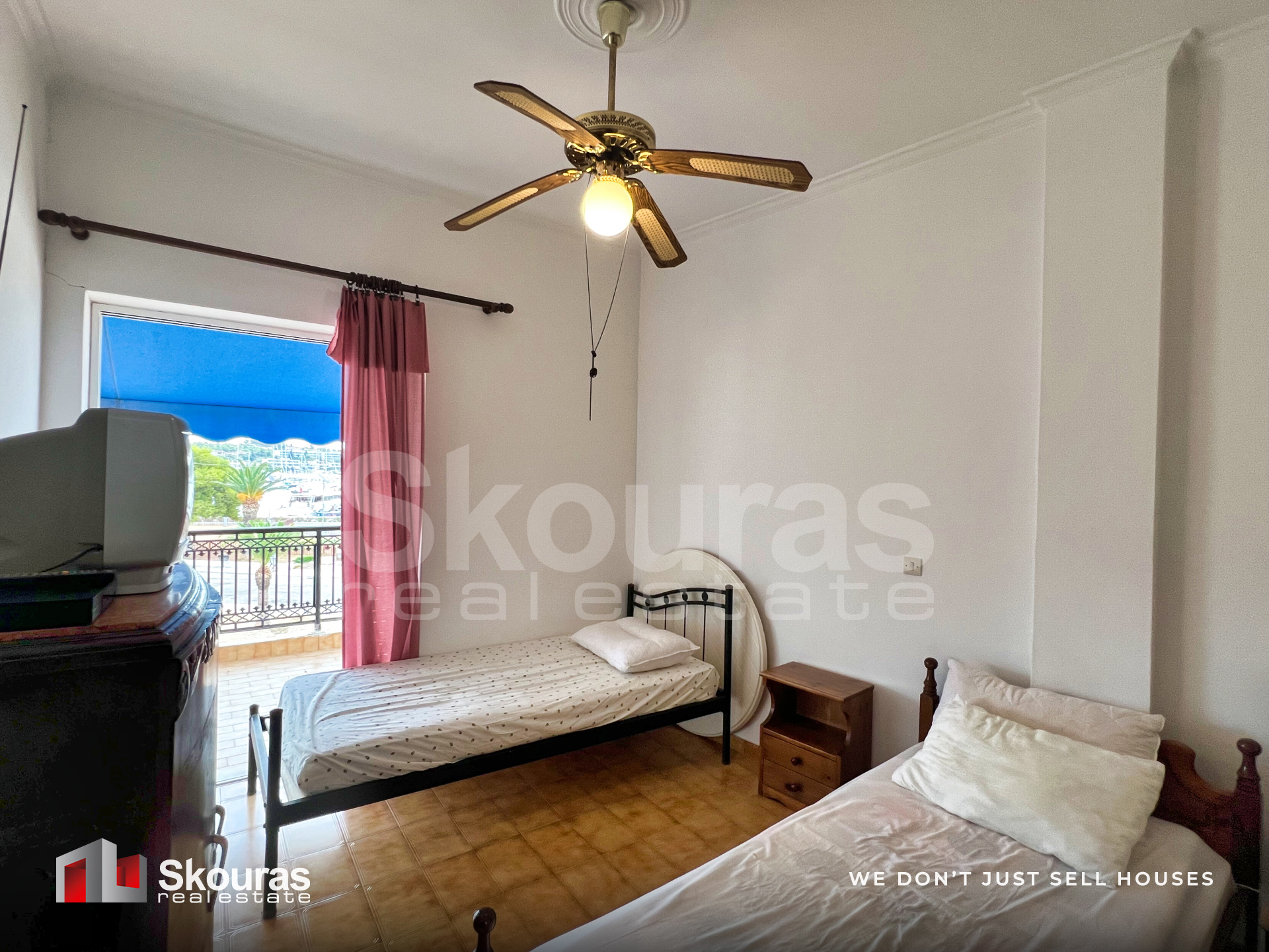 Gallery image 16