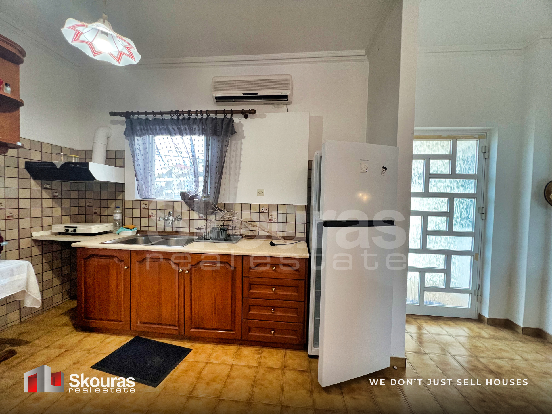 Gallery image 14
