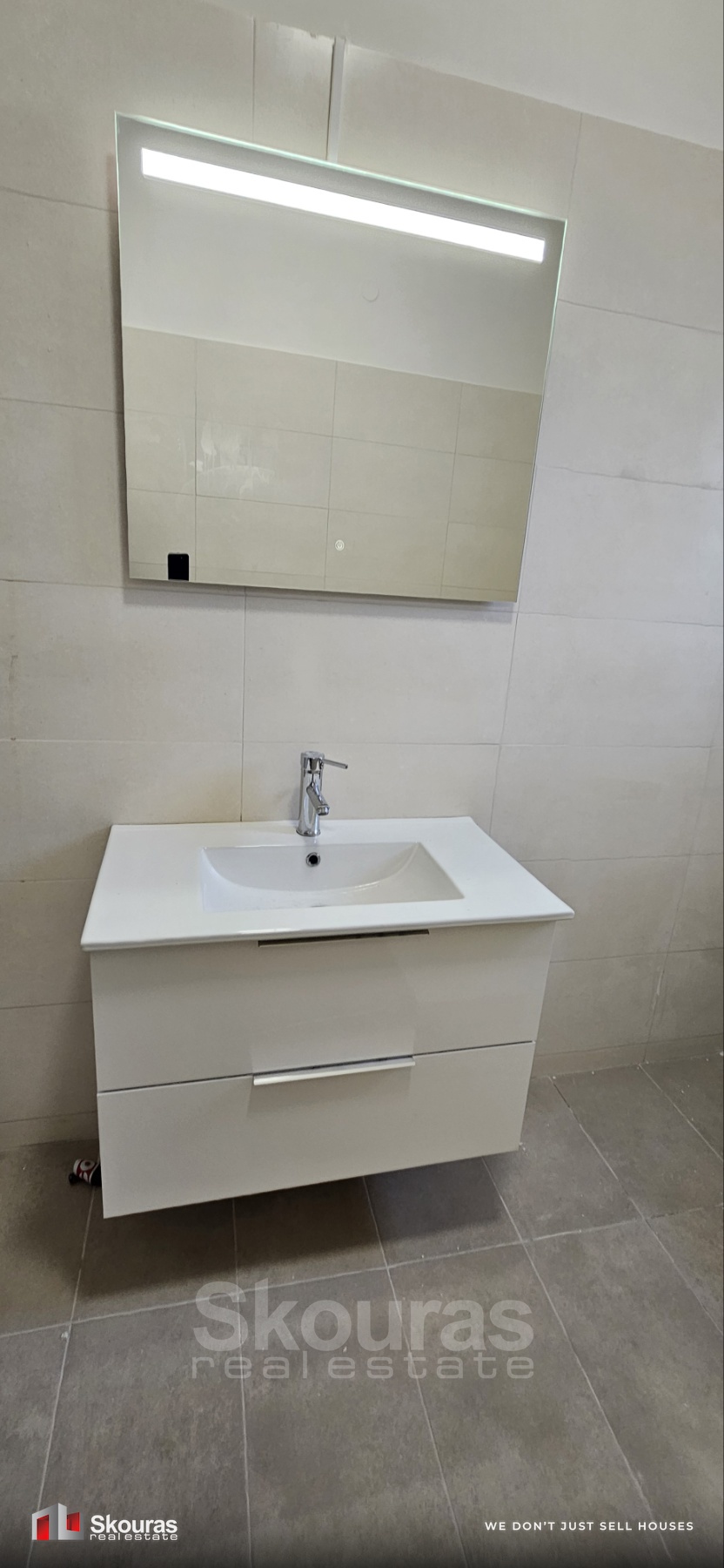 Gallery image 12