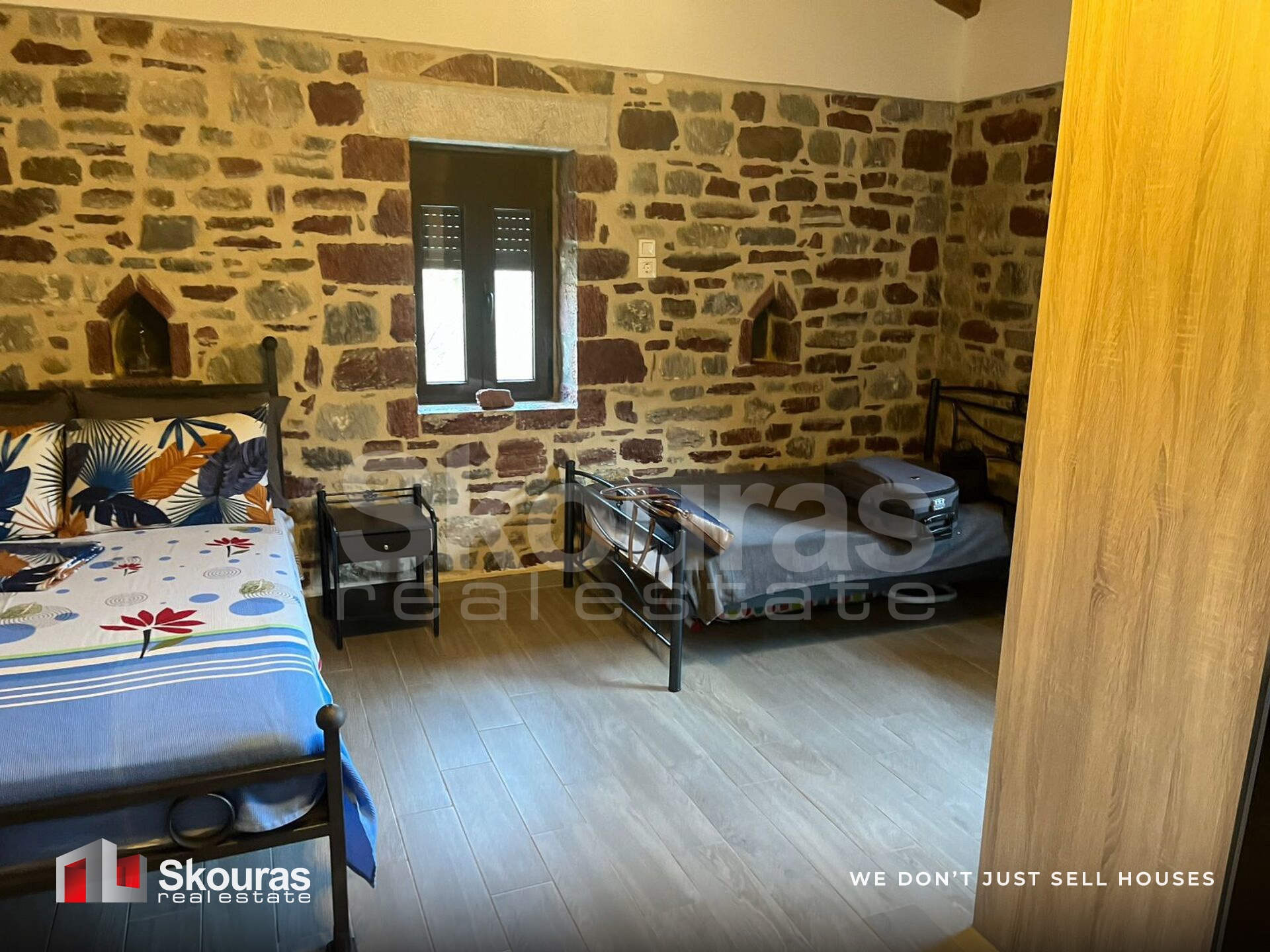Gallery image 11
