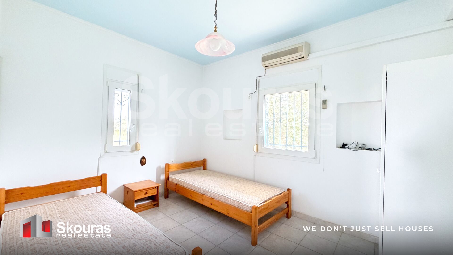 Gallery image 16