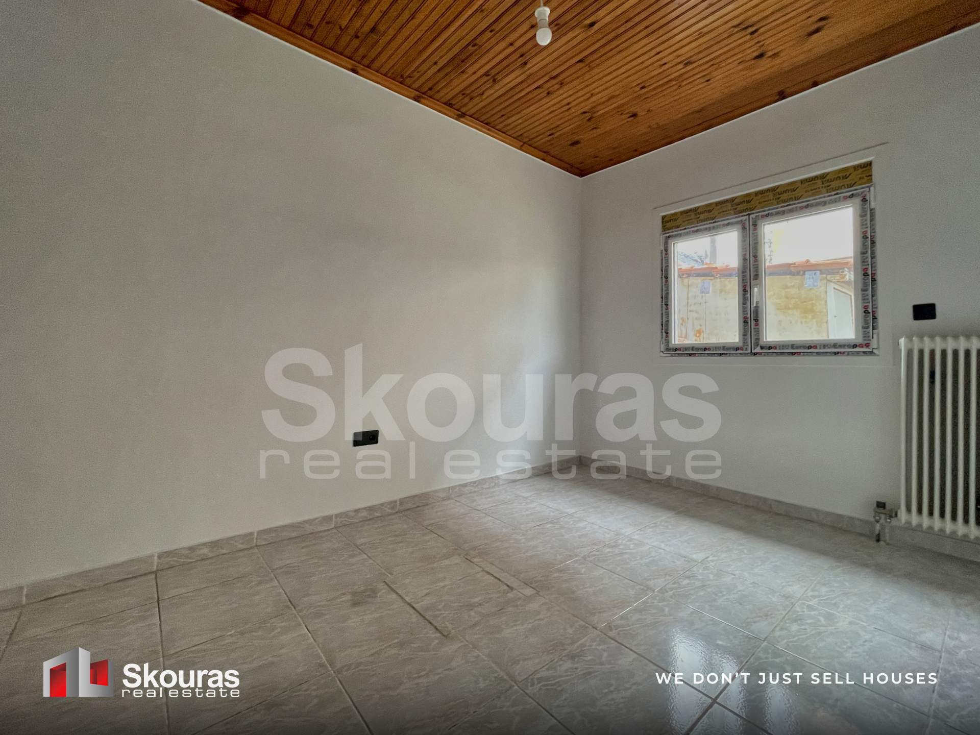 Gallery image 16
