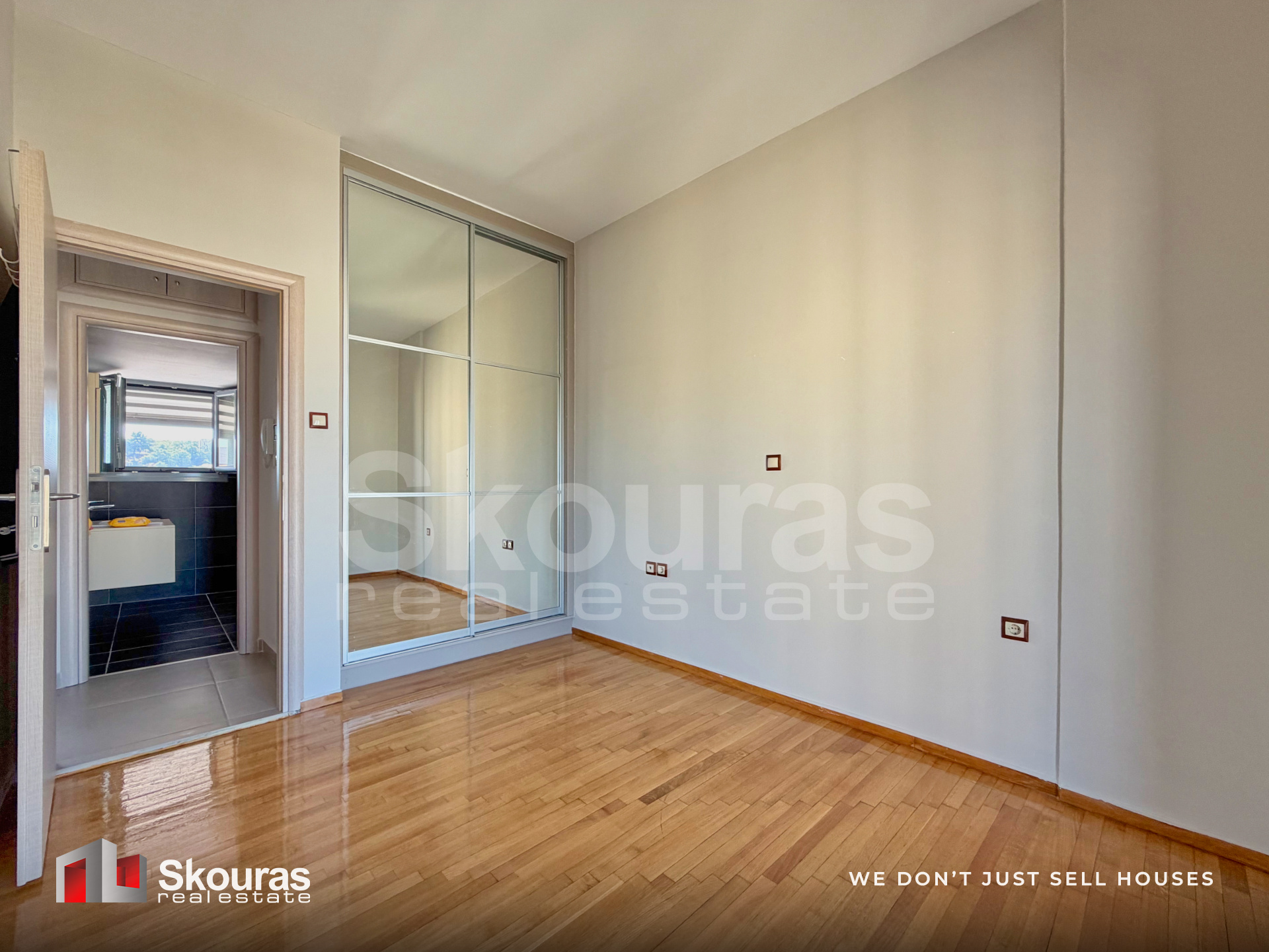 Gallery image 11