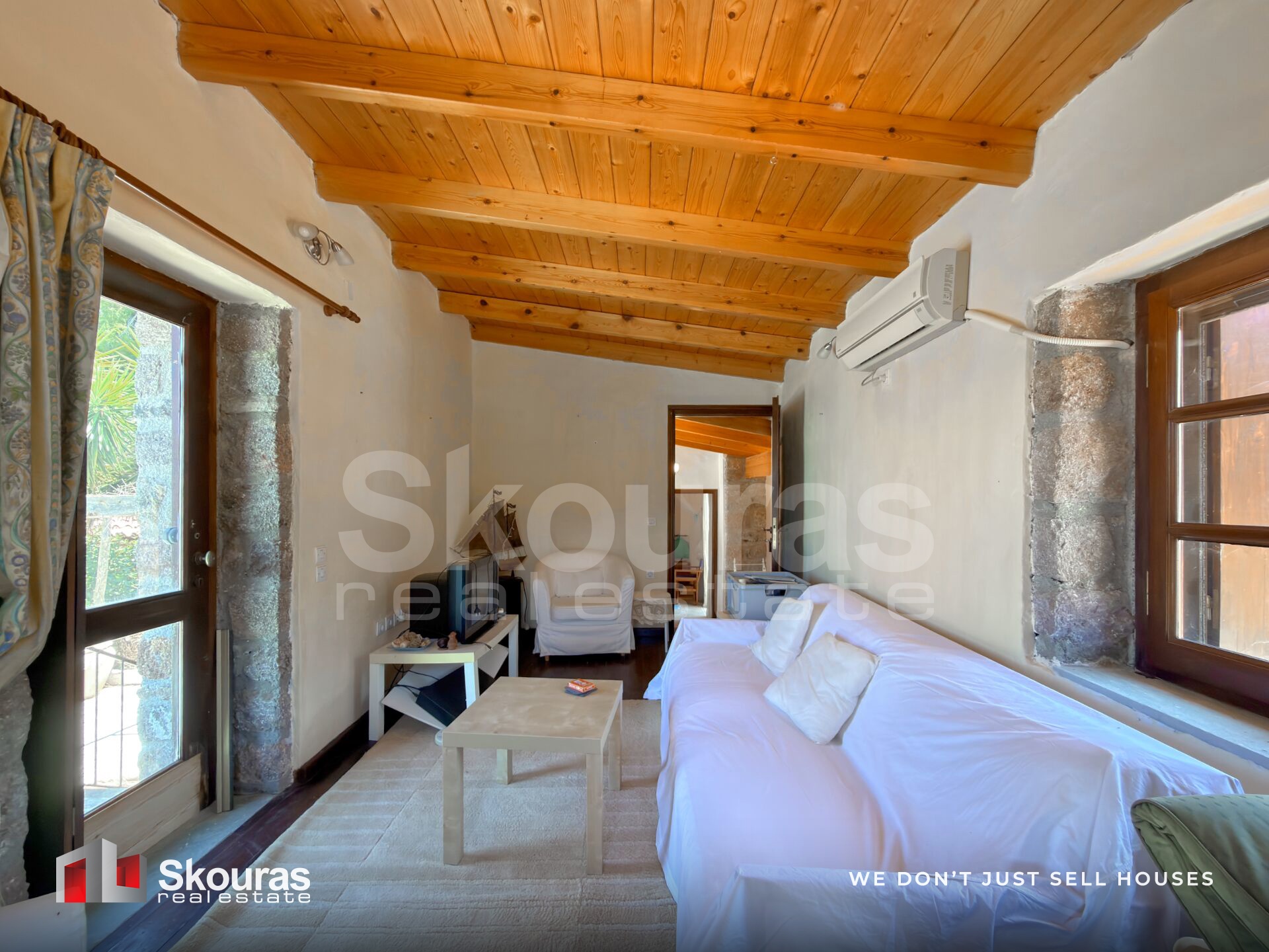 Gallery image 15