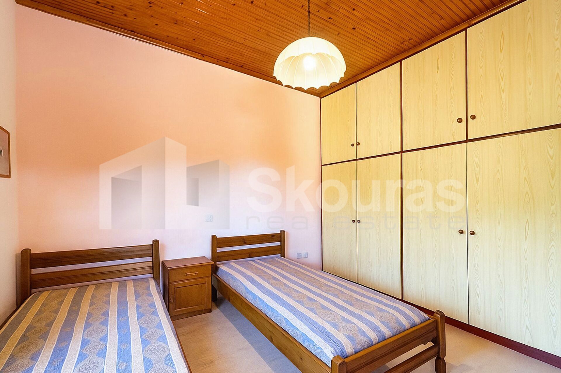 Gallery image 14