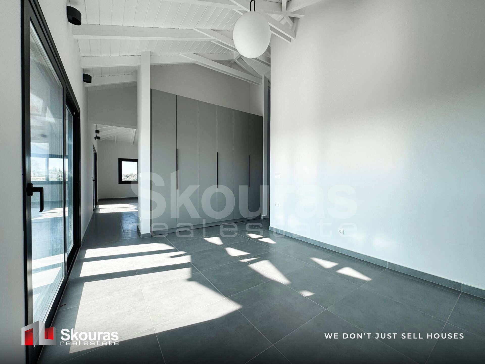 Gallery image 16