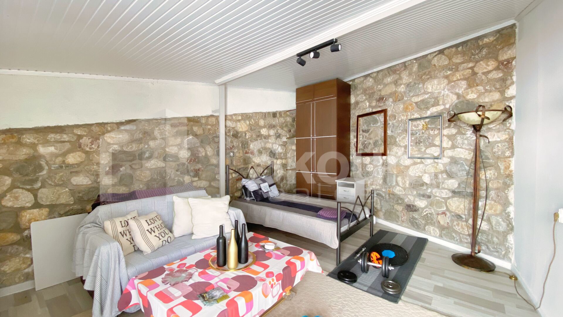 Gallery image 7