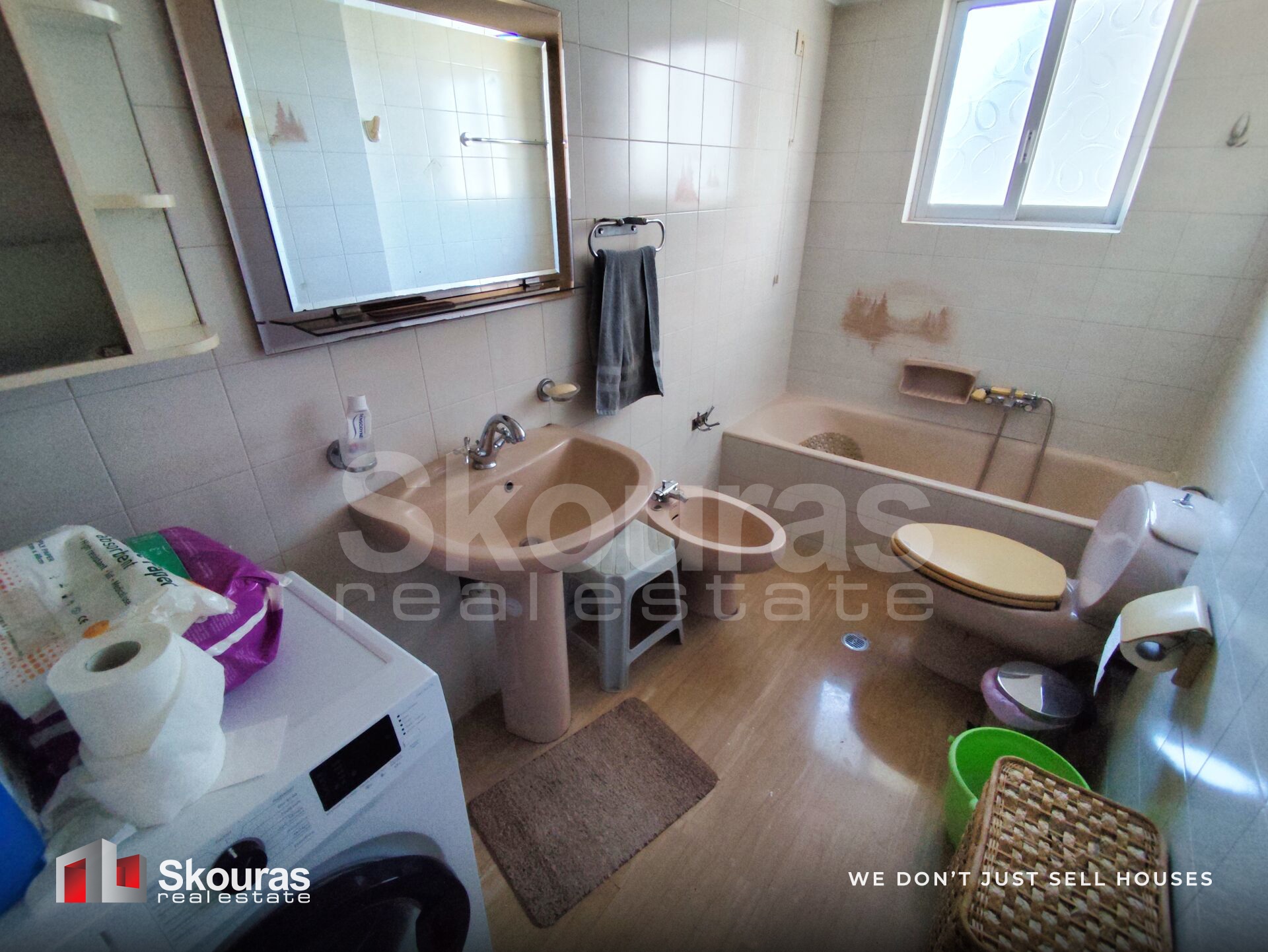 Gallery image 16
