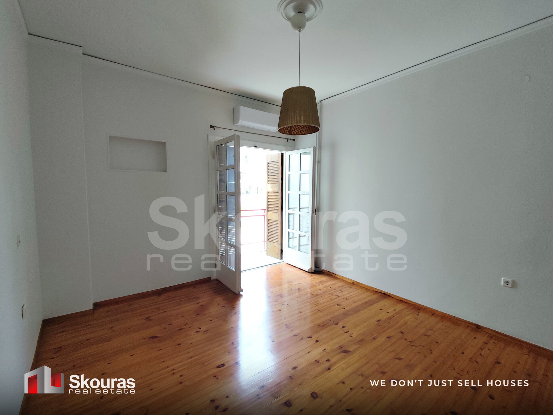 Gallery image 13