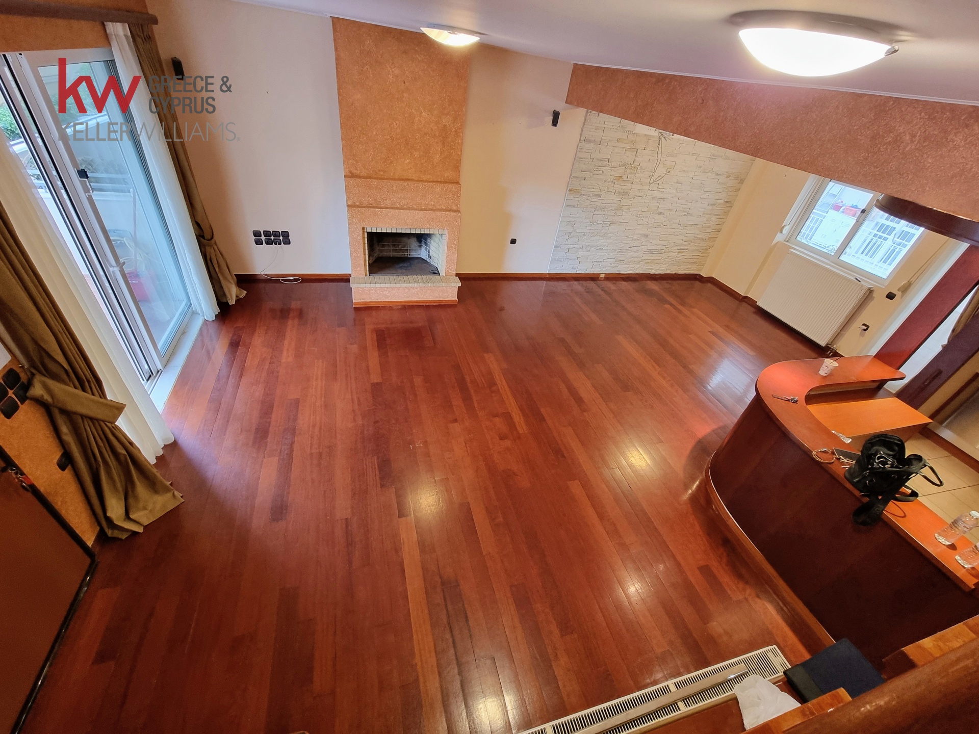 Gallery image 16