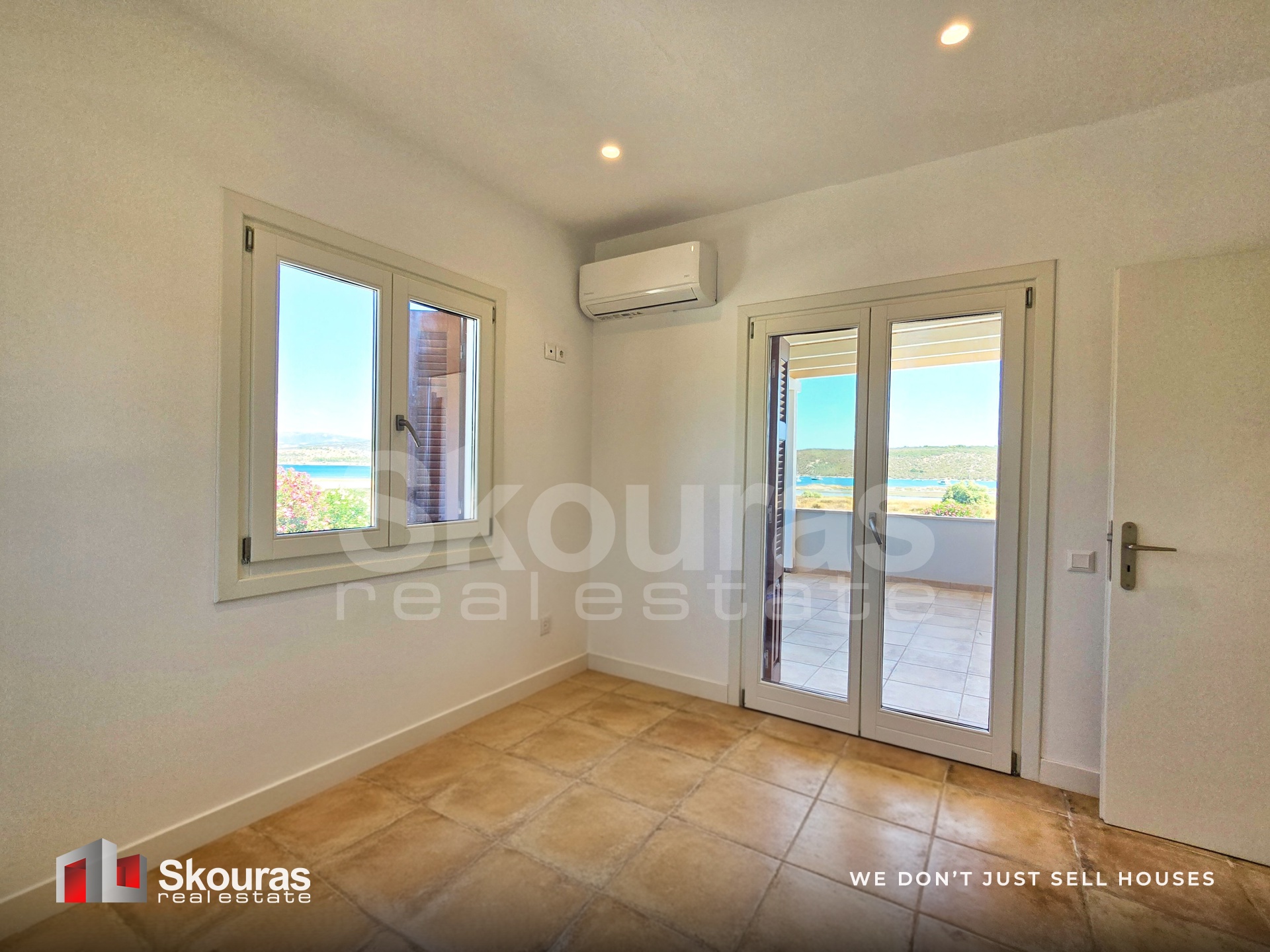 Gallery image 16