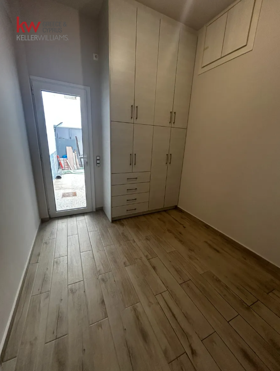 Gallery image 6