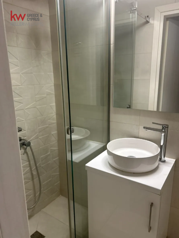Gallery image 8