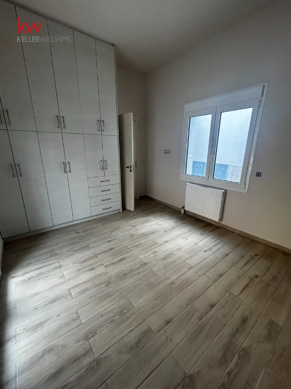 Gallery image 12