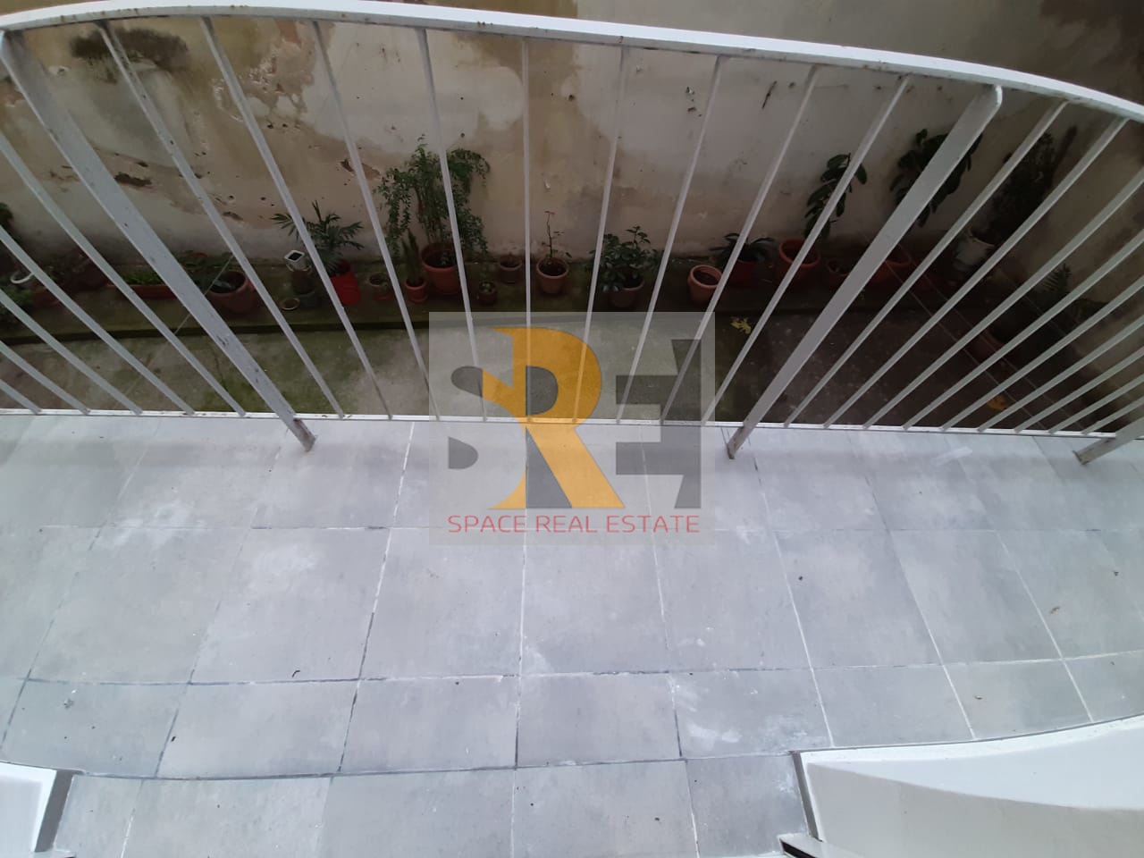 Gallery image 12