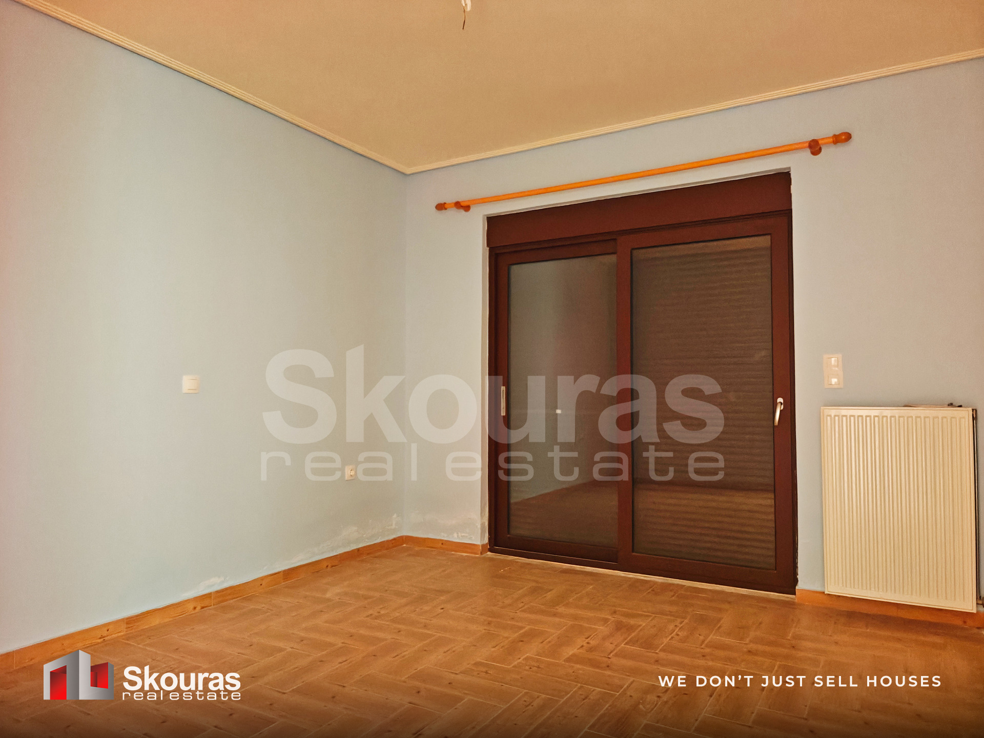 Gallery image 16
