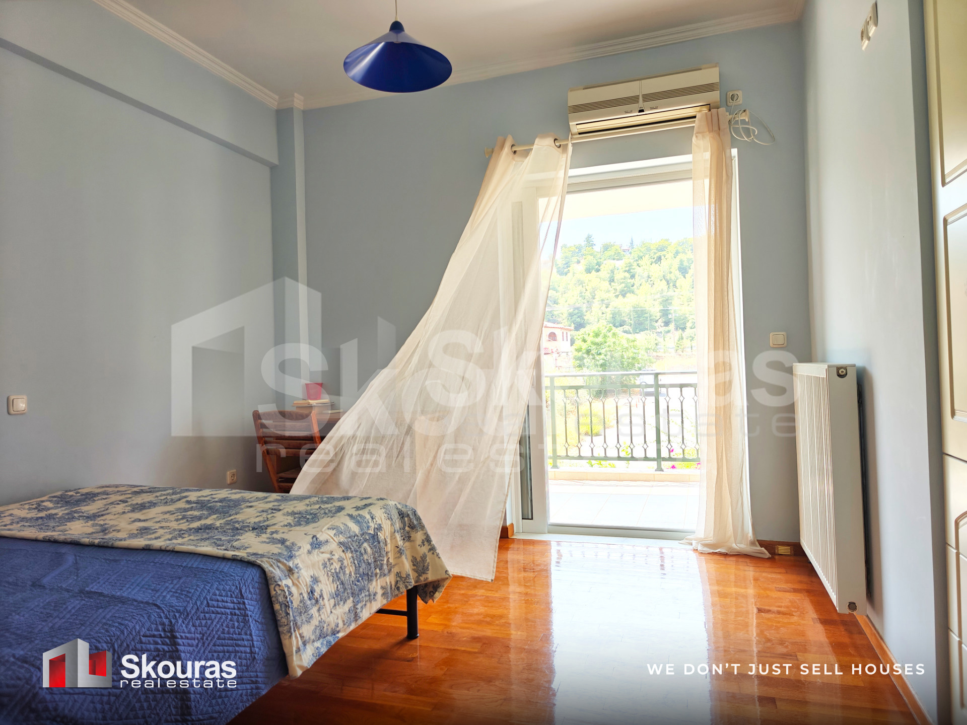Gallery image 14