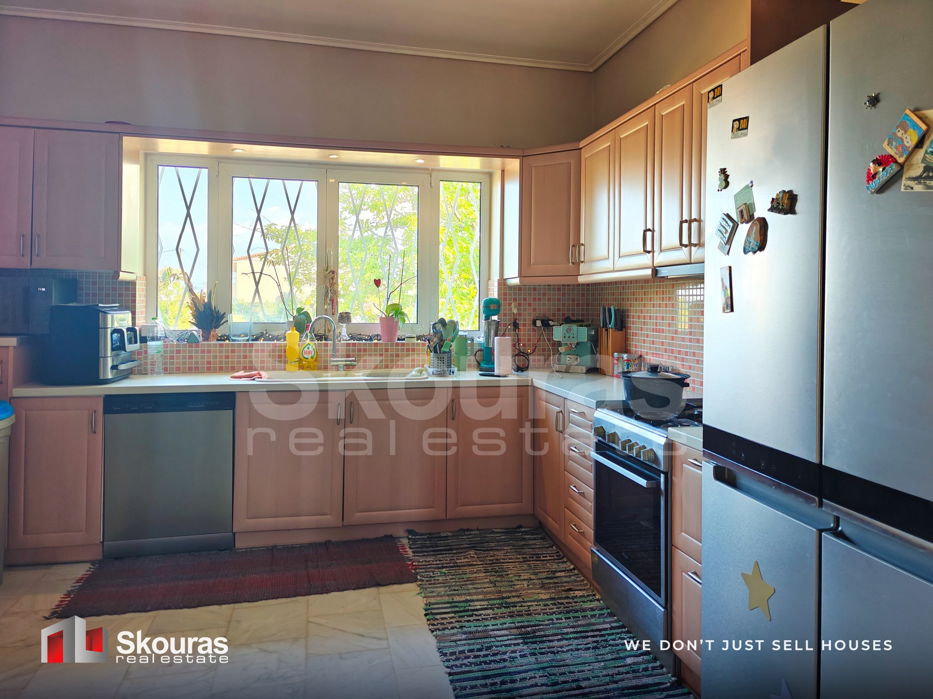 Gallery image 9
