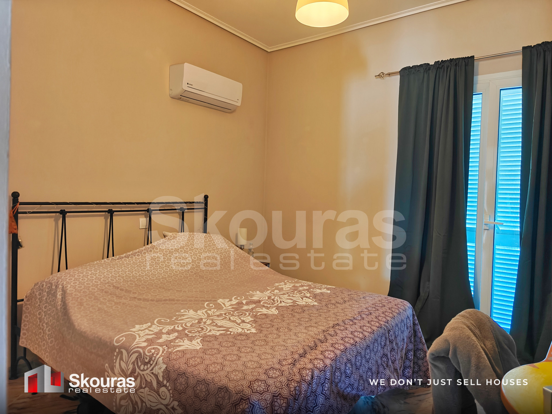Gallery image 16