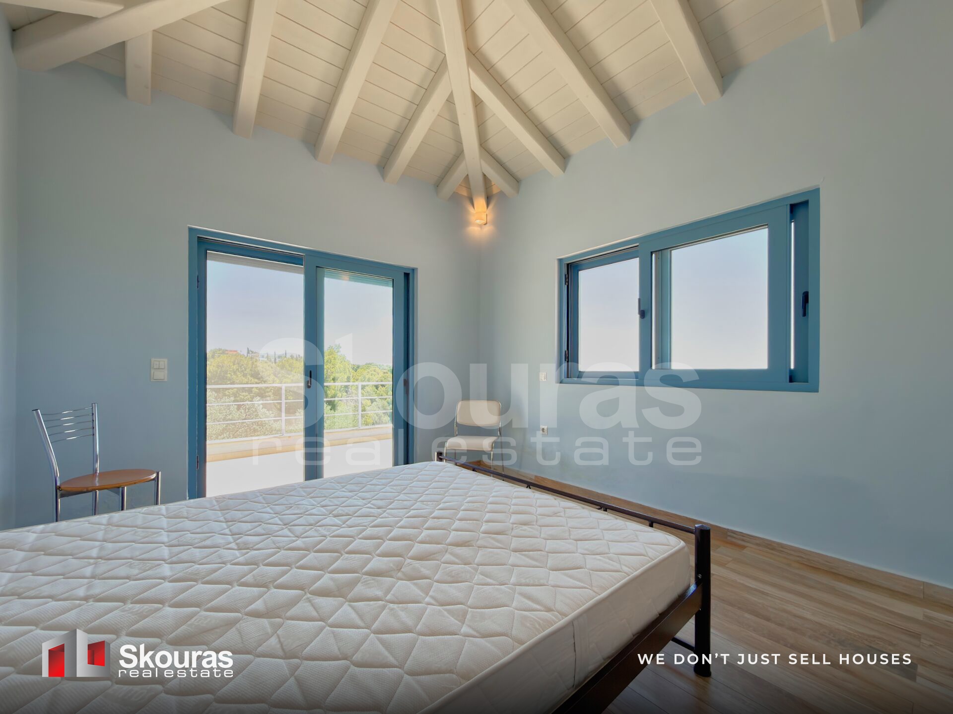 Gallery image 16