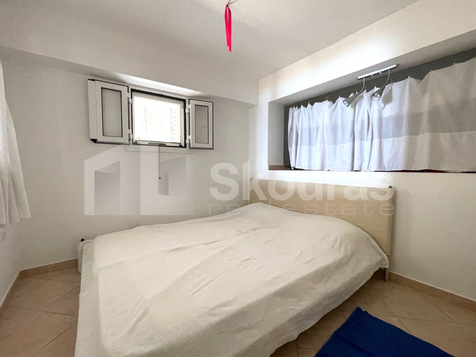 Gallery image 12