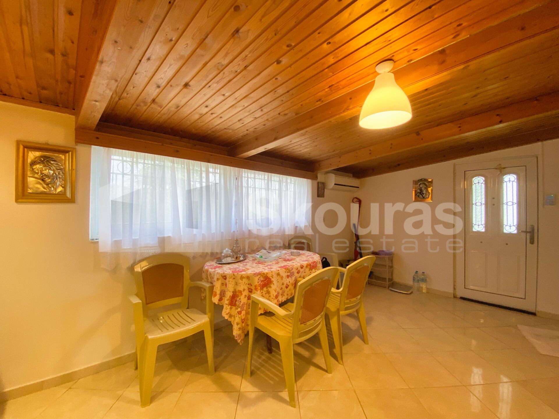 Gallery image 12