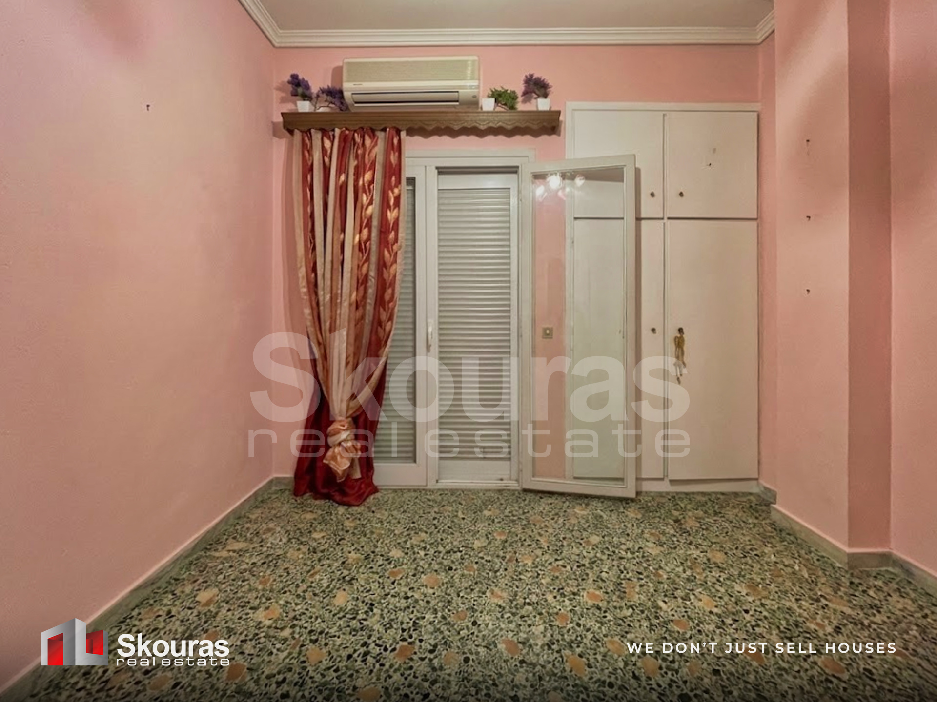 Gallery image 21