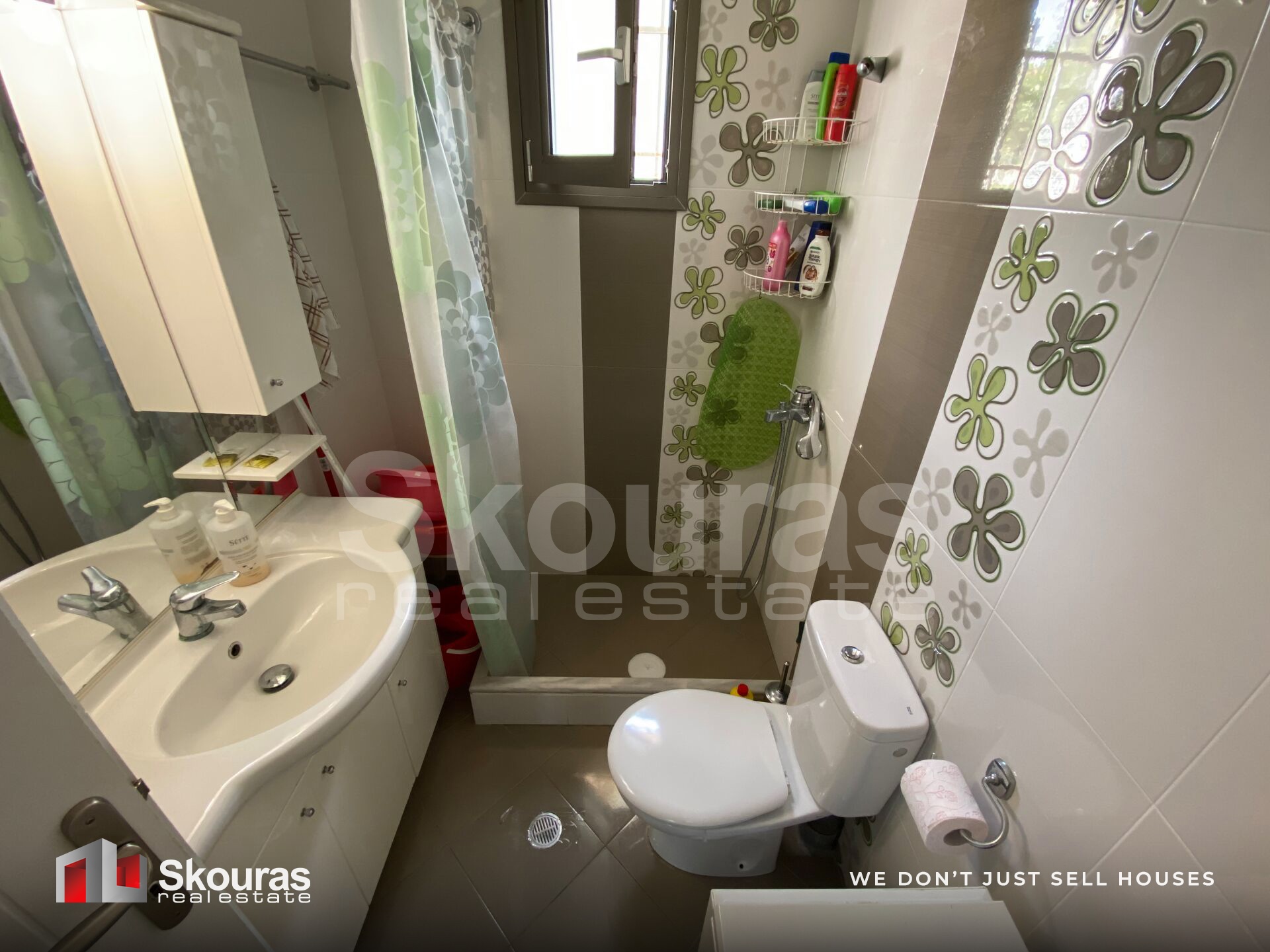 Gallery image 18