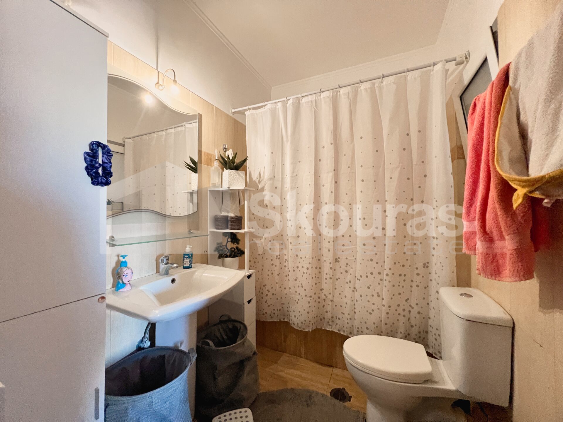 Gallery image 15