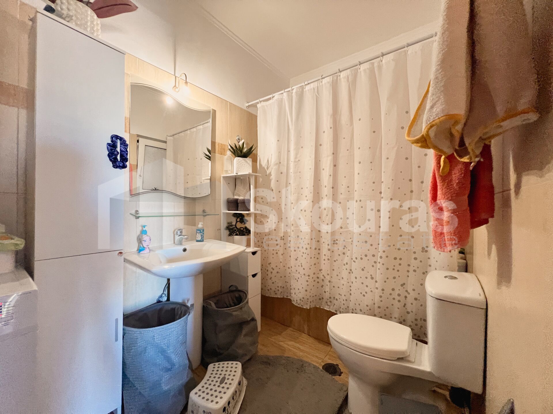 Gallery image 13