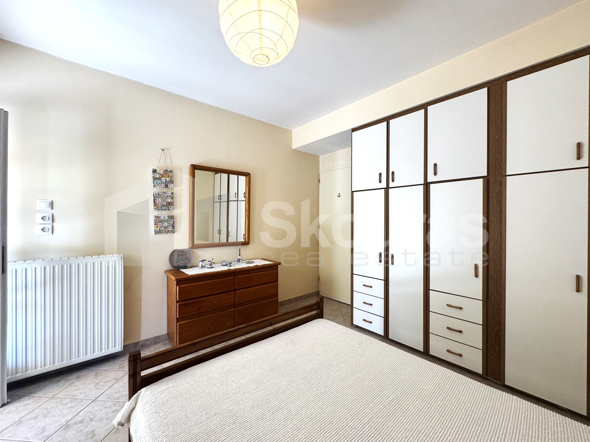Gallery image 16