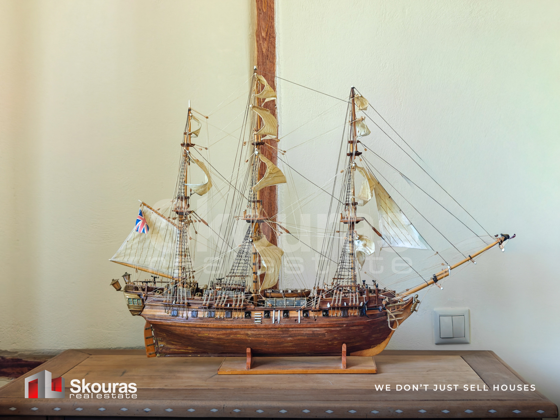 Gallery image 16