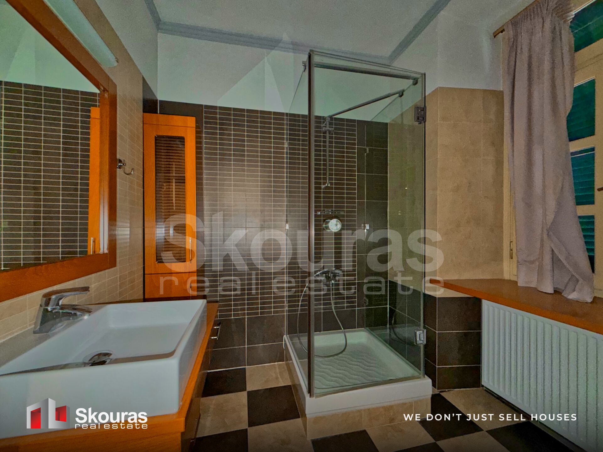 Gallery image 14