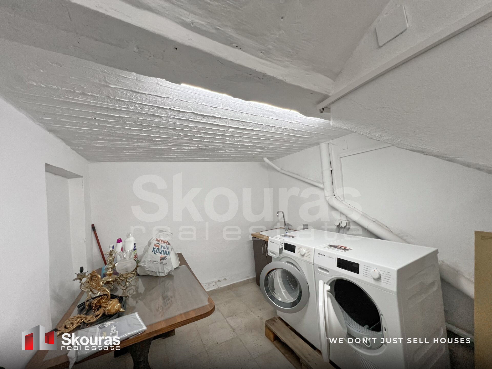 Gallery image 19